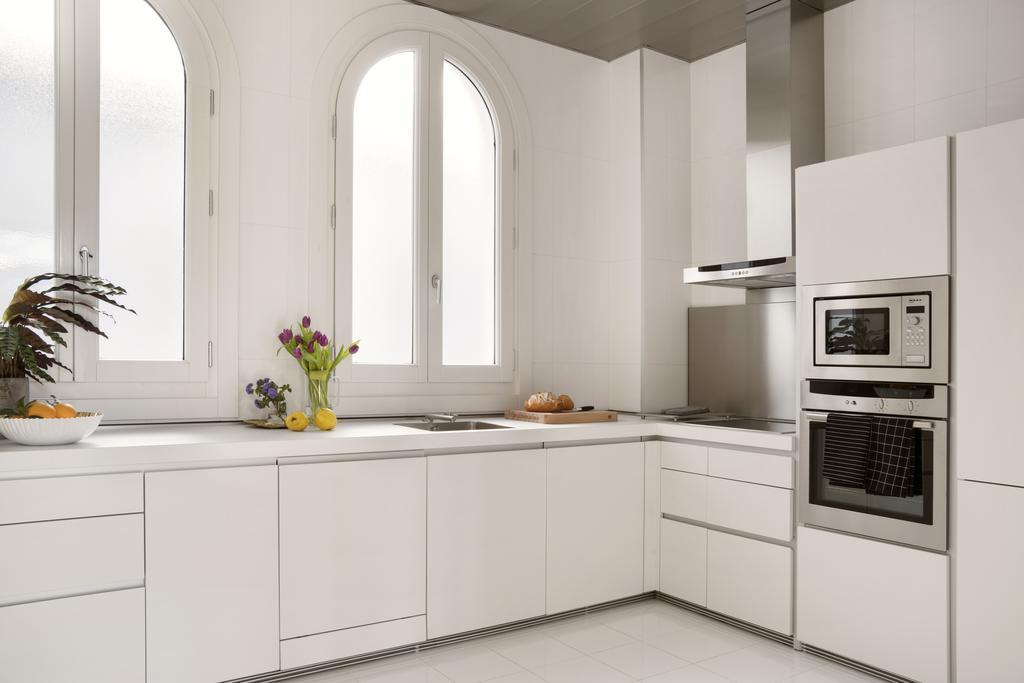 Halcyon Days Designer Apartments By Ana Locking Малага Екстериор снимка