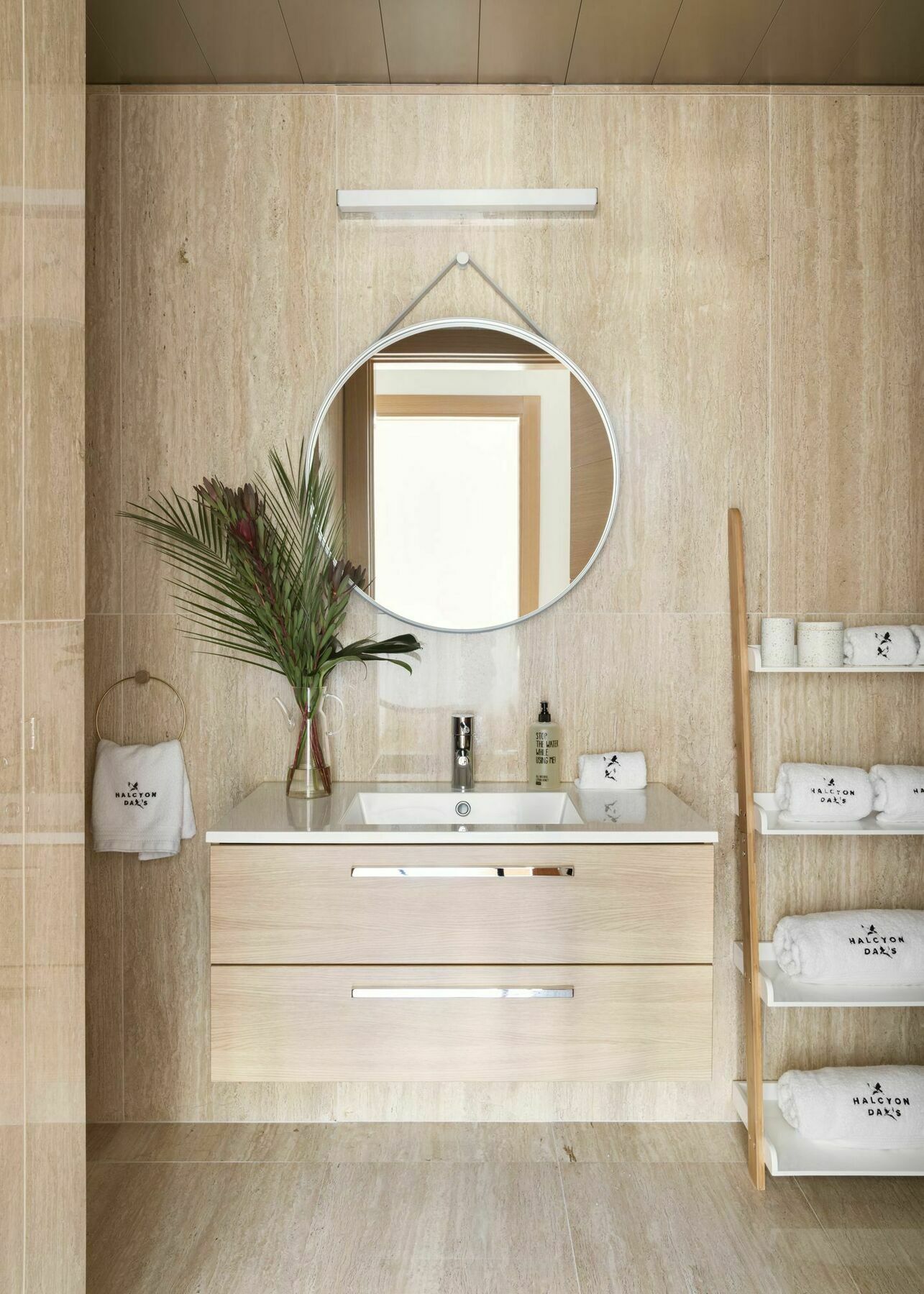 Halcyon Days Designer Apartments By Ana Locking Малага Екстериор снимка